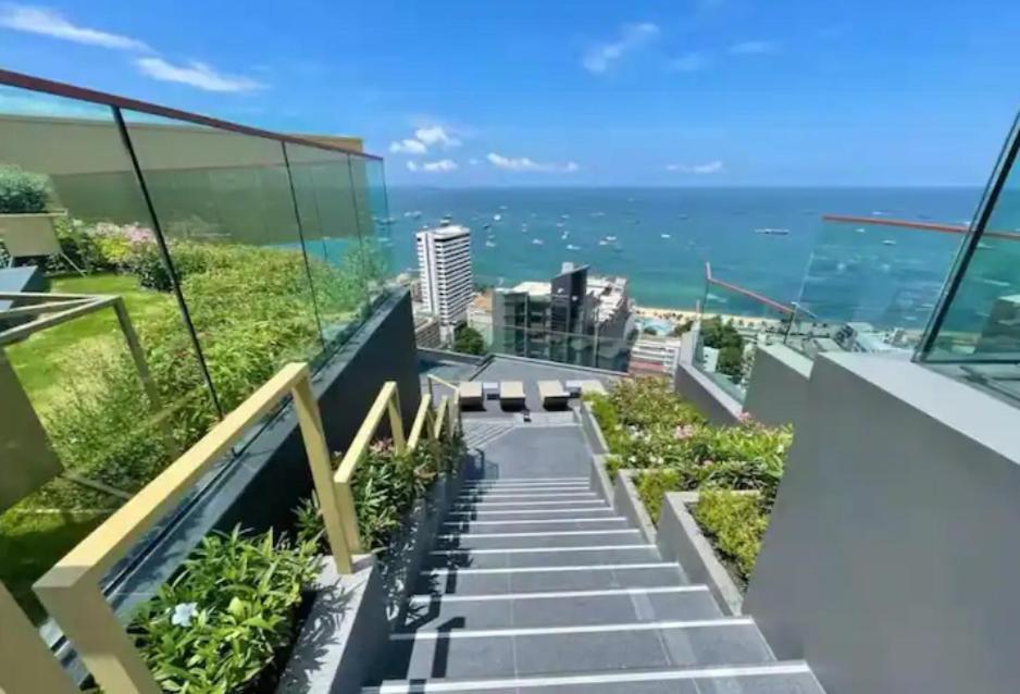 The Edge Central Pattaya Seaview With Infinity Pool & Free Netflix Exteriér fotografie