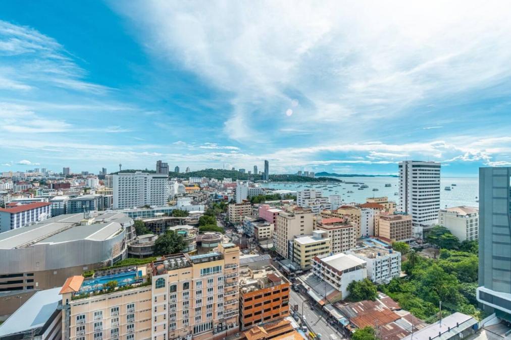 The Edge Central Pattaya Seaview With Infinity Pool & Free Netflix Exteriér fotografie